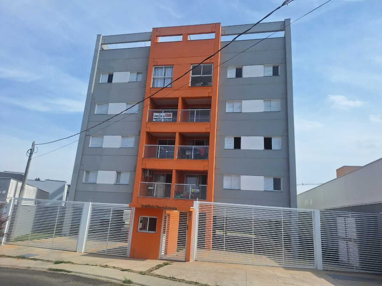 Apartamento à venda com suite por R$450.000,00 Edifício Barcelona - Indaiatuba - SP - 