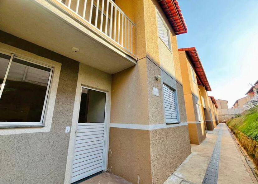 APARTAMENTO FLAT NO CONDOMÍNIO VILLA SICILIA VITTORIA POR R$ 240.000,00