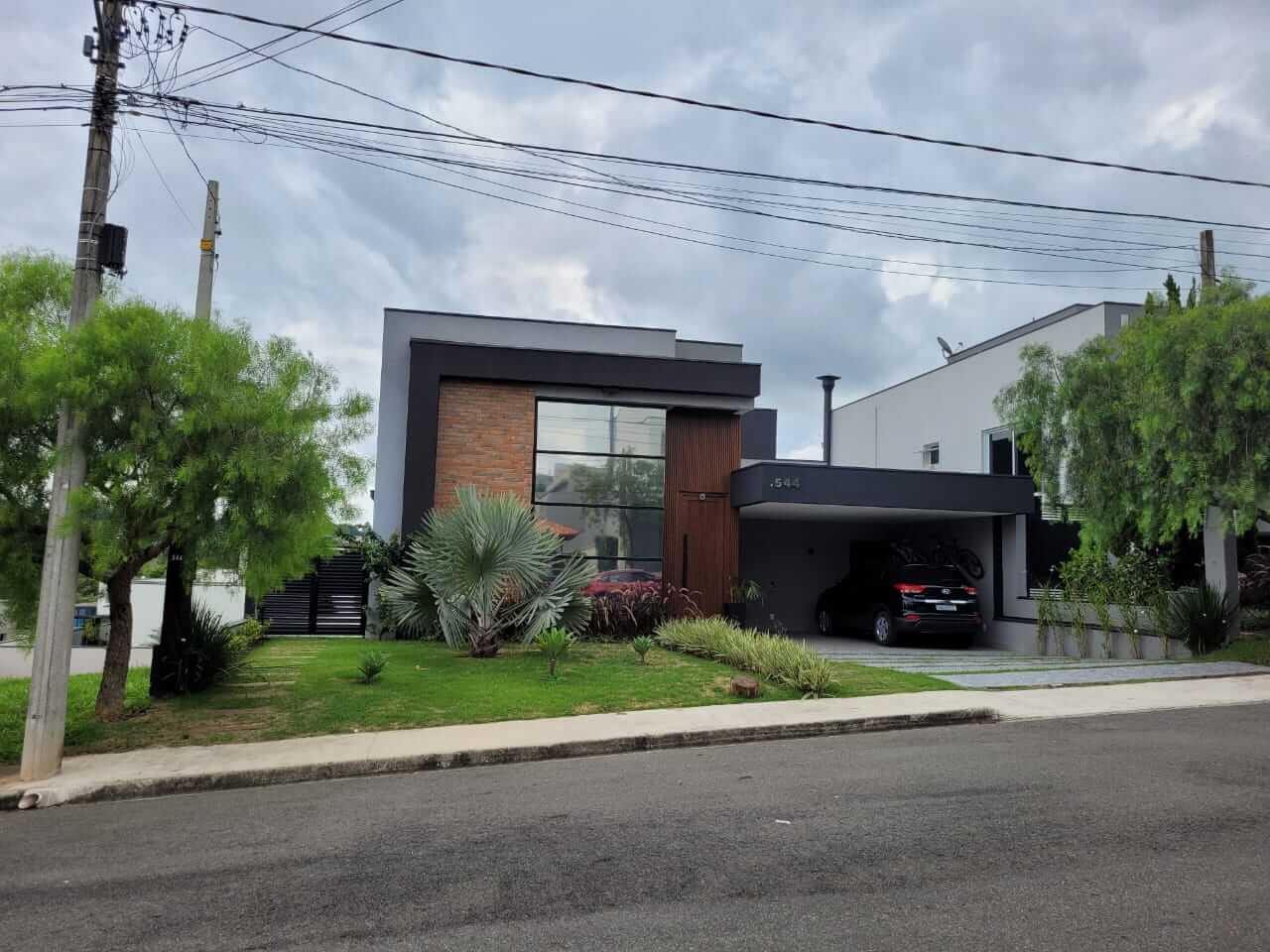 CASA A VENDA ALTO PADRÃO EM CONDOMINIO TERRA MAGNA 