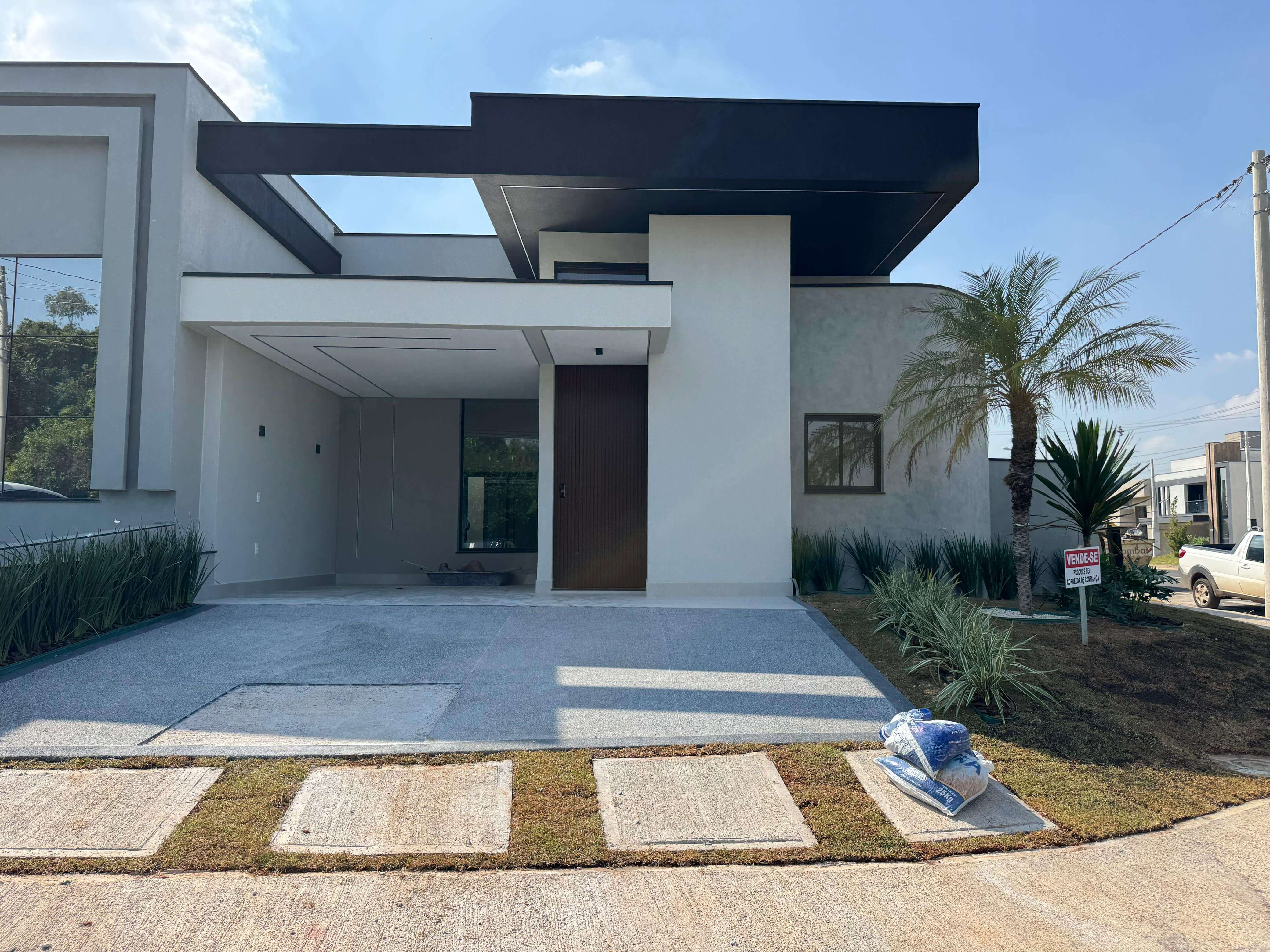 Casa à Venda no Condomínio Park Gran Reserve por R$1.550.000,00 – 3 Suítes, Escritório e Piscina – Indaiatuba/SP