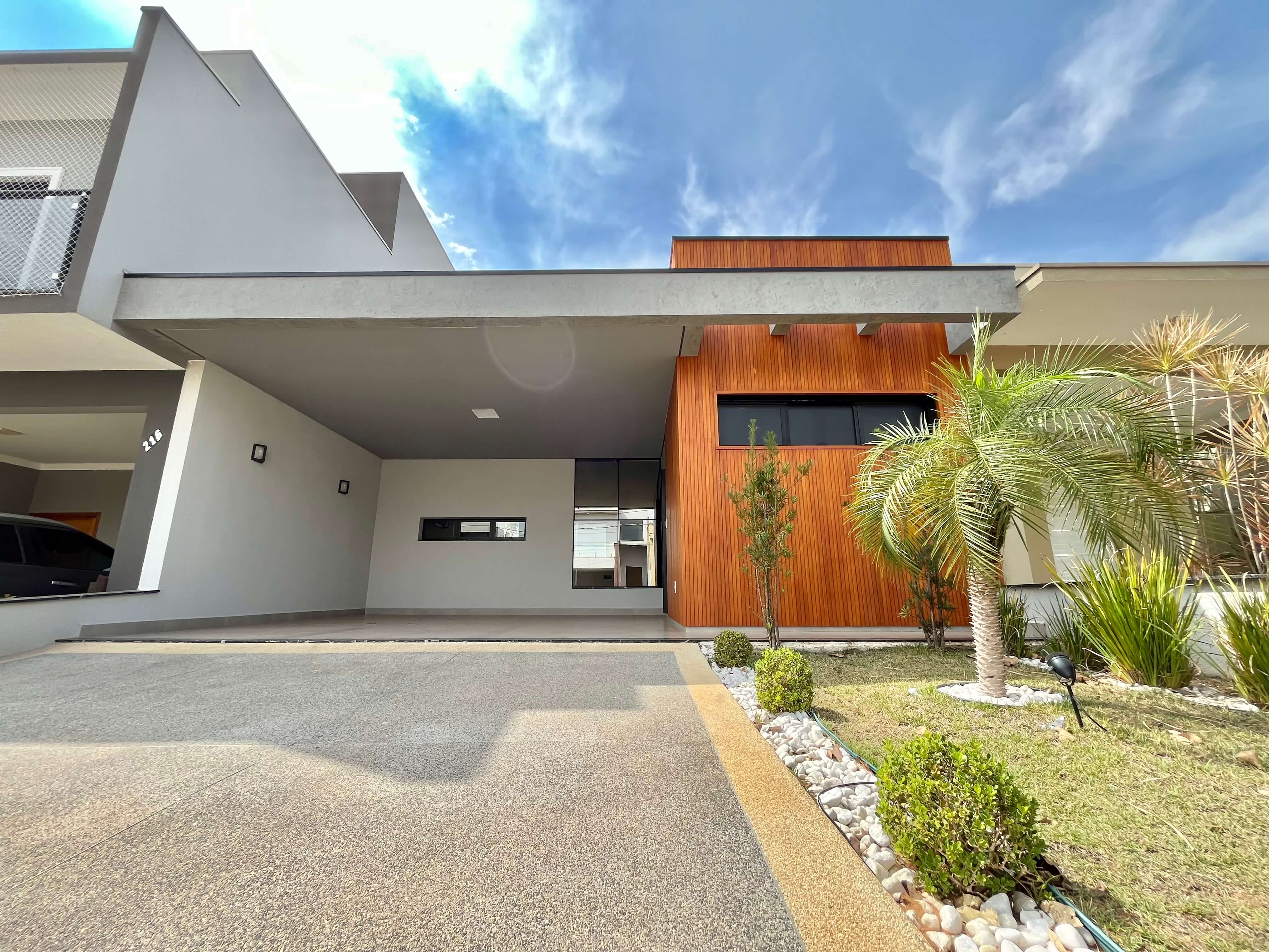 Casa com 3 Suítes e Área Gourmet no Condomínio Brescia R$ 1.100.000,00 - Indaiatuba - SP