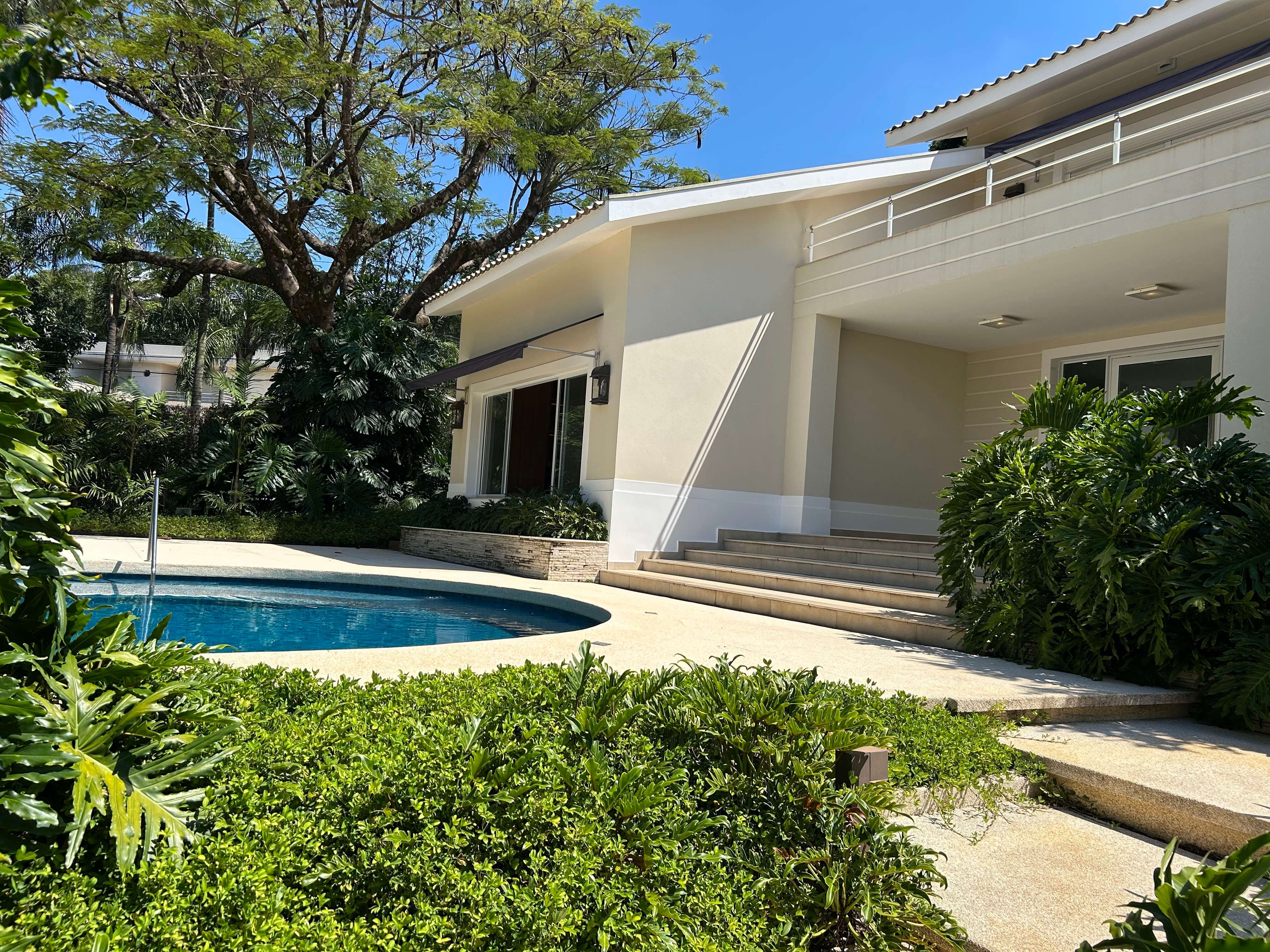CASA DE ALTO PADRÃO – CONDOMÍNIO HELVETIA POLO R$ 5.800.000,00