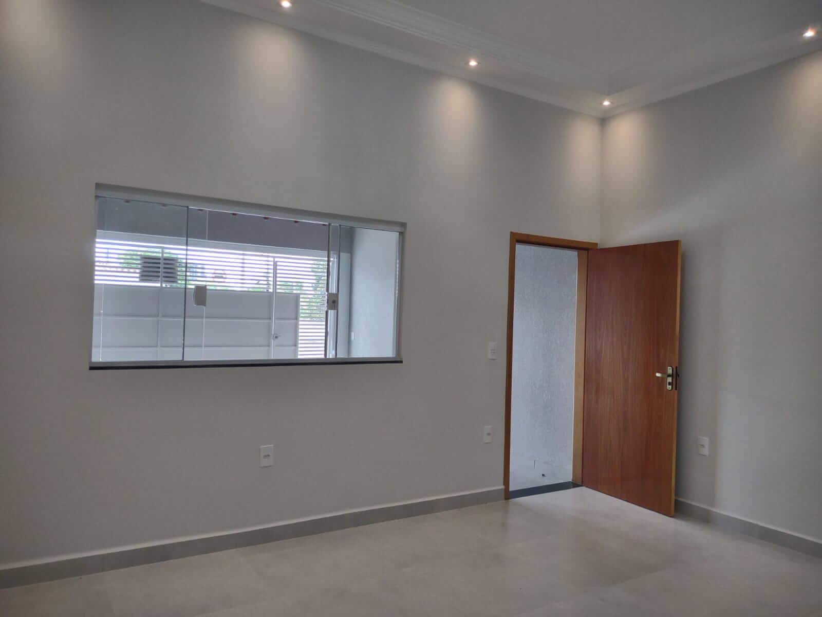  EXCELENTE CASA TÉRREA NOVÍSSIMA EM BAIRRO TRADICIONAL DE INDAIATUBA!!  R$790.000,00