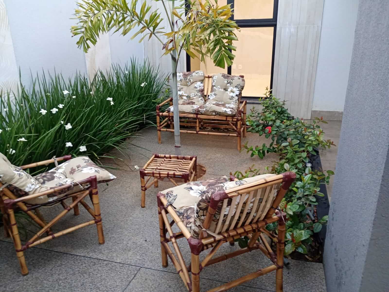 Linda casa nova com 3 dormitórios com 1 suíte, à venda, com planejados e piscina por R$ 700.000,00 - Colibrís, Indaiatuba - SP
