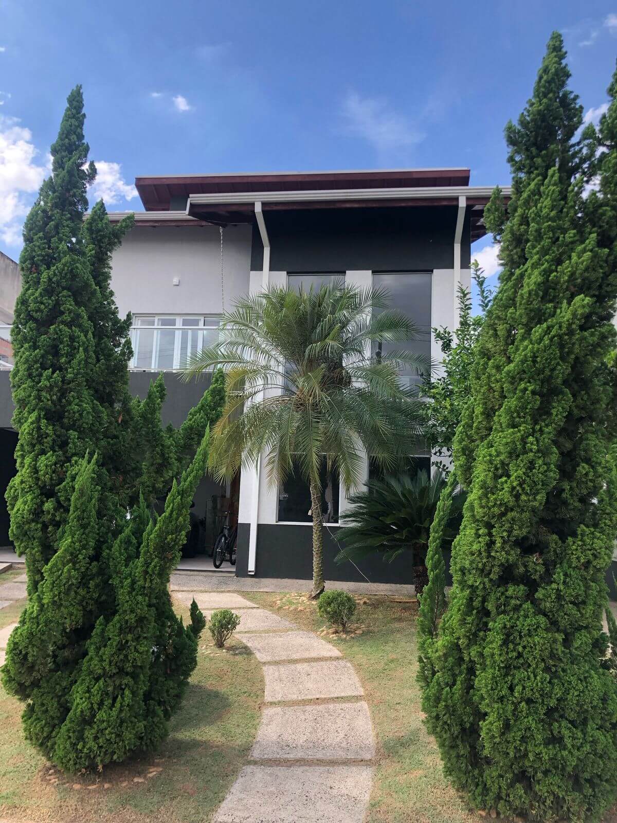 LINDO SOBRADO EM 4 PAVIMENTOS NO CONDOMÍNIO TERRA MAGNA POR R$1.770.000,00