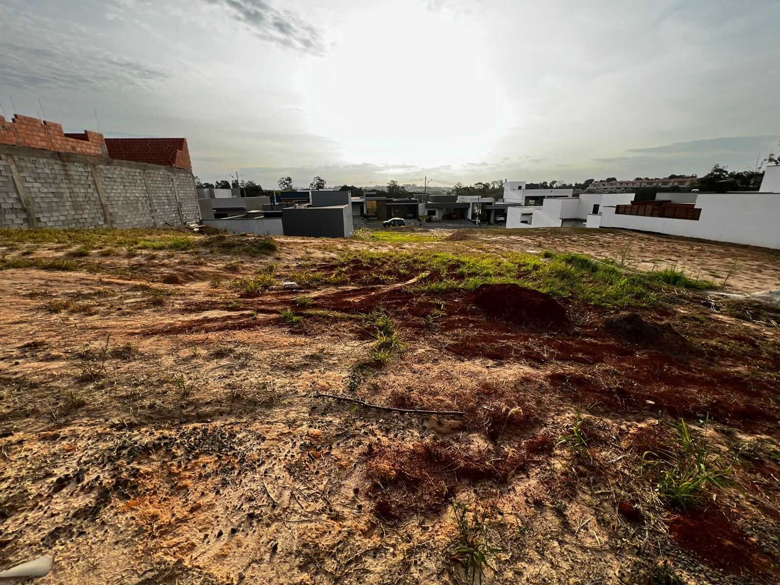 LOTE A VENDA NO CONDOMÍNIO LAGUNA EM INDAIATUBA/SP 