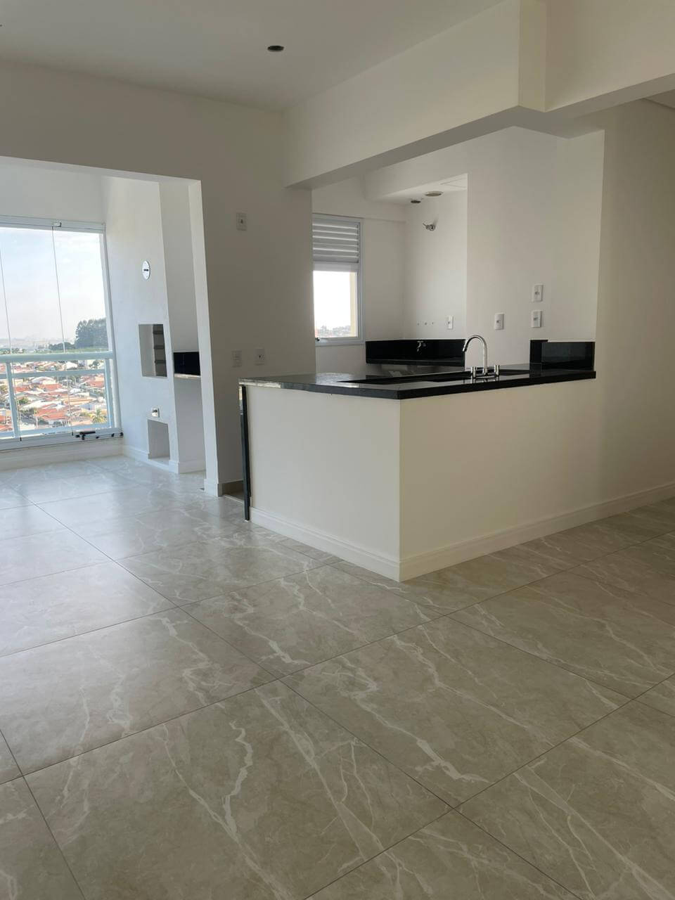VENDO APARTAMENTO - 2 SUÍTES - 82 M² - R$830.000,00 - Indaiatuba/SP
